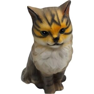 Vintage ceramic cat figurine